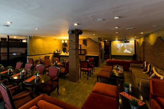 Noi Kwa Roi Bar & Restaurant